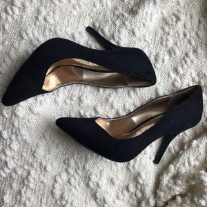 Jennifer Lopez Black Faux Suede Stiletto Pumps